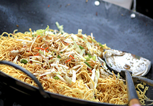 Chicken Yakisoba